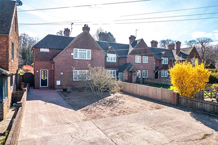 3 Bedroom Semi-Detached House For Sale In Heath Road, Linton, Maidstone, Kent, ME17