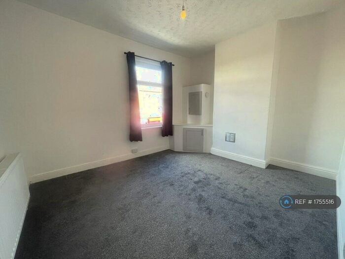 1 Bedroom Flat To Rent In Steeley Lane, Chorley, PR6