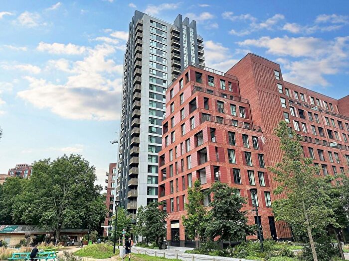 2 Bedroom Apartment To Rent In Hewson Way, Hawksbury Heights, SE17