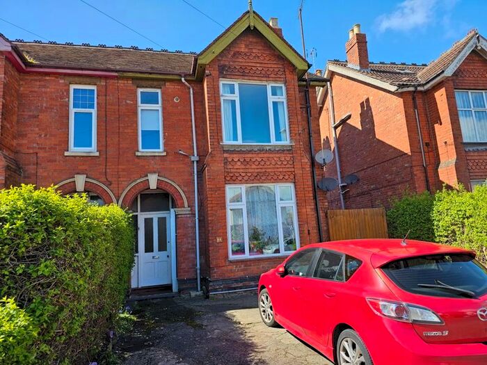 1 Bedroom Flat To Rent In Podsmead Road, Linden, Gloucester, GL1