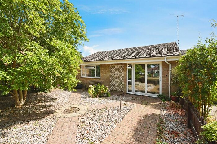 2 Bedroom Terraced Bungalow For Sale In Violet Close, Chelmsford, CM1