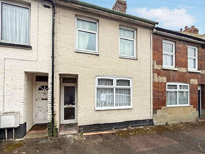 3 Bedroom Terraced House For Sale In Mead Road, Folkestone, CT19