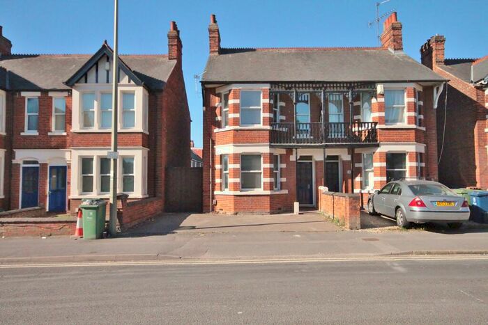 5 Bedroom Semi-Detached House To Rent In Windmill Road, Headington, Oxford, Oxfordshire, OX3