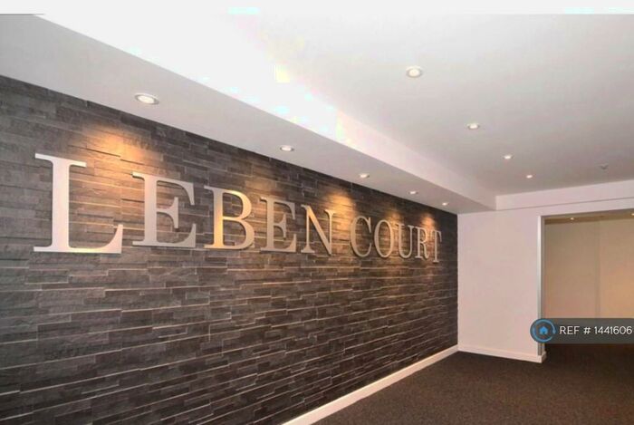 2 Bedroom Flat To Rent In Leben Court, Sutton, SM1