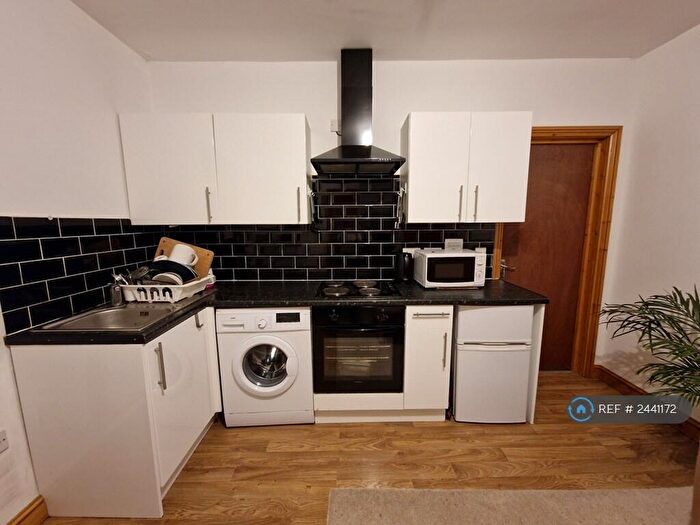 1 Bedroom Flat To Rent In Shirley, Southampton, SO15