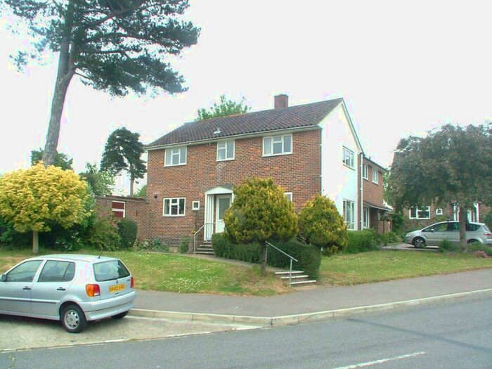 4 Bedroom Property To Rent In Markhall Moors, Harlow, Essex, CM20