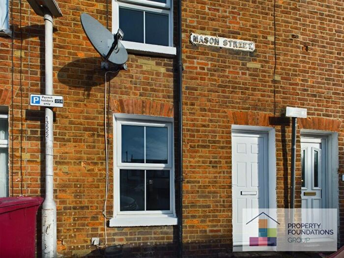 2 Bedroom Terraced House To Rent In Mason Street, Reading, Berkshire, RG1