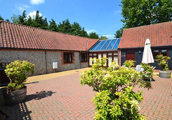 3 Bedroom Barn Conversion To Rent In West Beckham, Sheringham, Norfolk, NR25