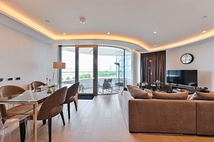3 Bedroom Flat For Sale In The Corniche, Albert Embankment, London, SE1