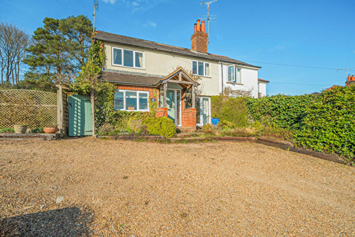 3 Bedroom Semi-Detached House To Rent In Gorse Cottages, Frensham, Farnham, GU10