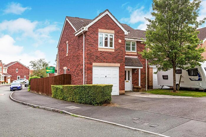 3 Bedroom Property To Rent In Ffynnon Dawel, SA10