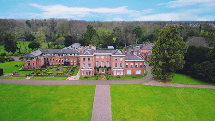 2 Bedroom Apartment For Sale In Trevalyn Manor, Rossett, LL12