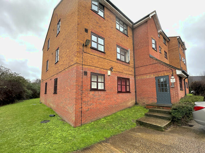 Studio To Rent In John Williams Close, London, SE14