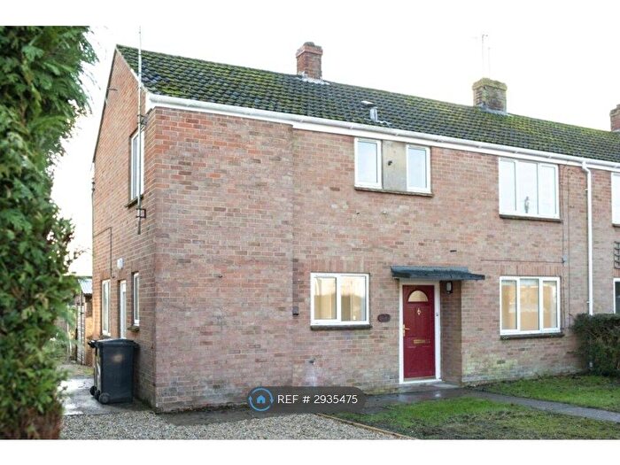 4 Bedroom Semi-Detached House To Rent In Webbs Way, Burbage, Marlborough, SN8