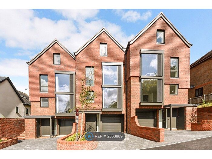 4 Bedroom Terraced House To Rent In Amery Place, Alton, GU34