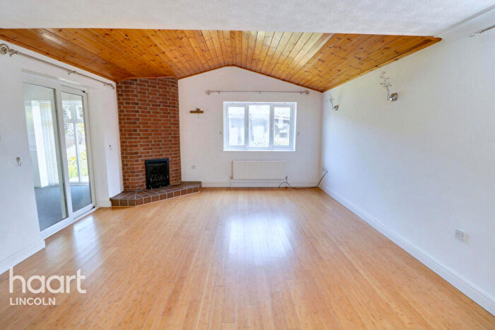 3 Bedroom Detached Bungalow For Sale In Windsor Close, Sudbrooke, LN2