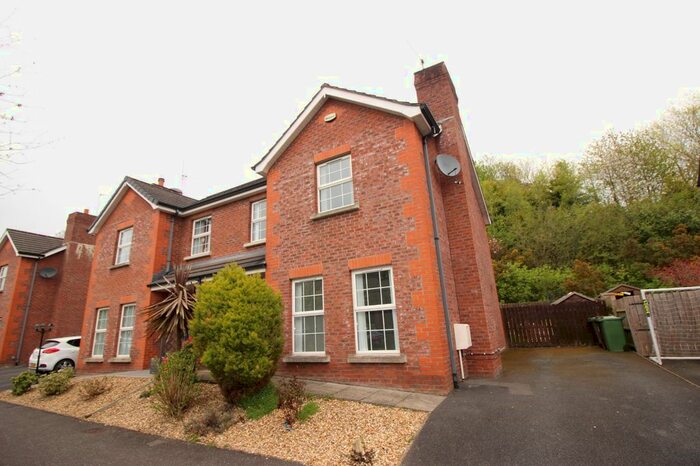 4 Bedroom Semi-Detached House For Sale In Causeway Meadows, Lisburn, County Down, BT28