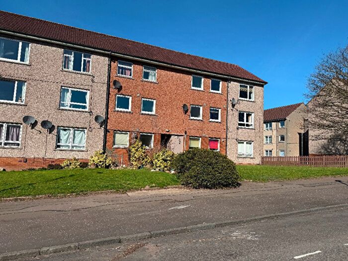 2 Bedroom Flat To Rent In Charleston Drive, Menzieshill, Dundee, DD2
