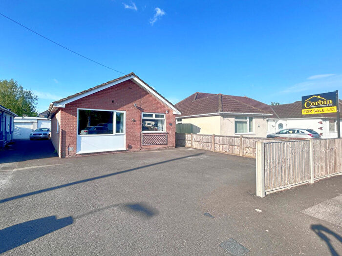 2 Bedroom Bungalow For Sale In Bramley Road, Bournemouth, BH10
