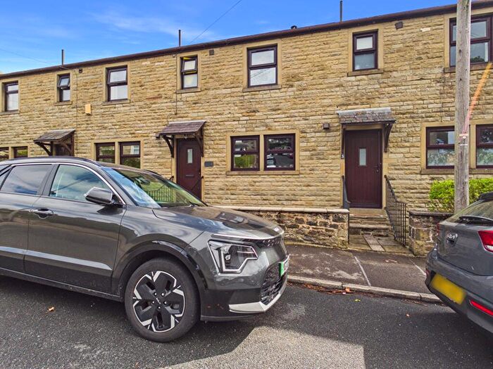 4 Bedroom Town House To Rent In Crossley Place, Skipton, BD23