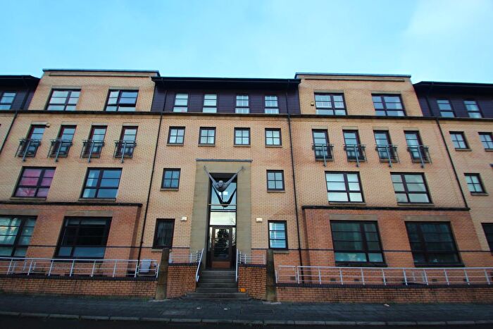 2 Bedroom Flat To Rent In Kidston Terrace, Glasgow, G5