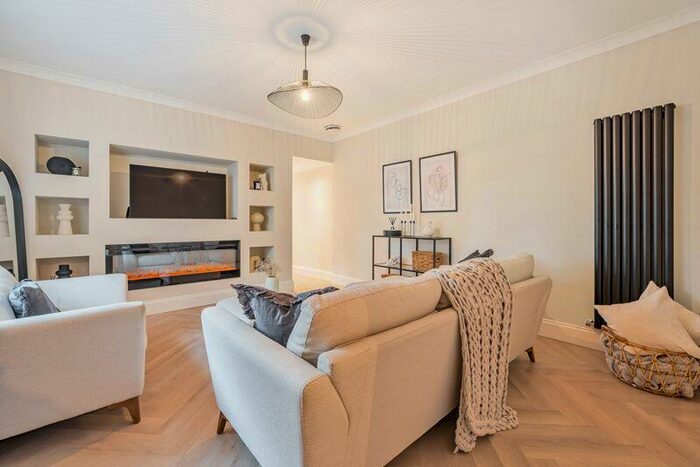 2 Bedroom Semi-Detached Bungalow For Sale In Rook Lane, Caterham, CR3