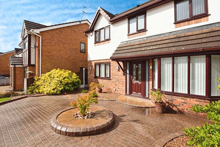 3 Bedroom Detached House For Sale In Boar Green Close, Manchester, Greater Manchester, M40