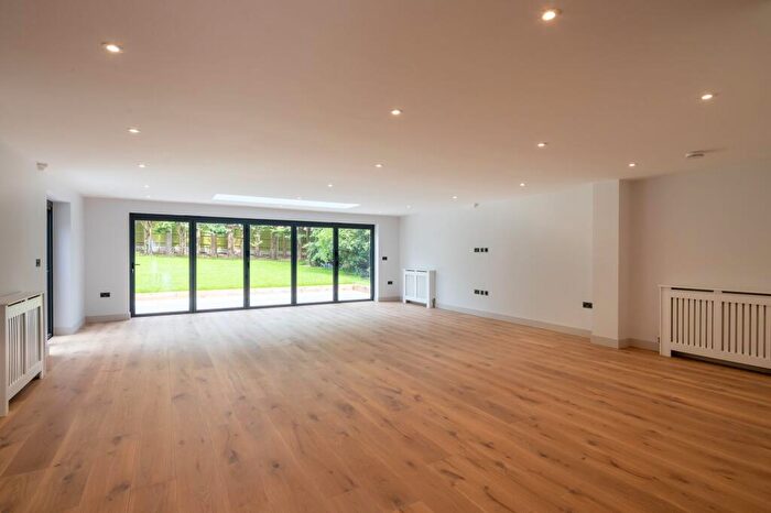 5 Bedroom Detached House To Rent In Nash Meadows, South Warnborough, RG29