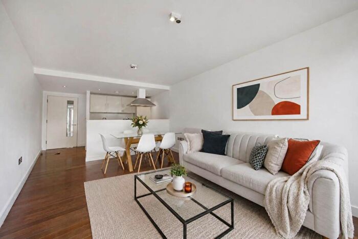 2 Bedroom Flat To Rent In Redchurch Street, Shoreditch, E2