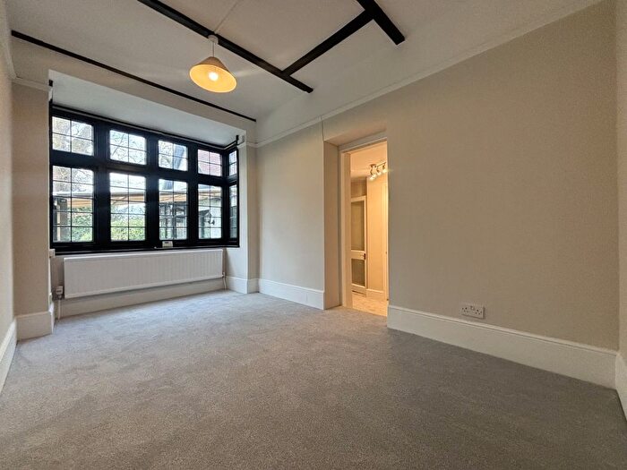 1 Bedroom Cottage To Rent In Ashley Park, Tunbridge Wells, TN4
