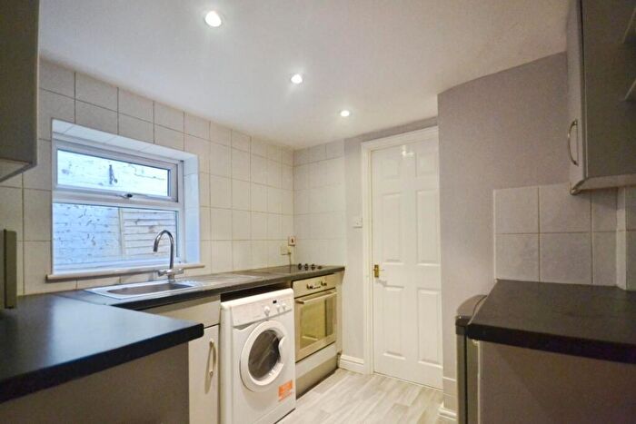 1 Bedroom Flat To Rent In Gower Street, Reading, RG1