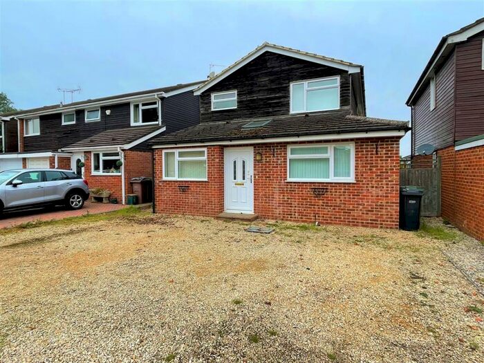 4 Bedroom Detached House To Rent In Wayside Green, Woodcote, RG8