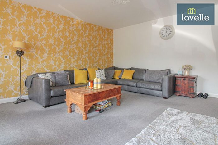 5 Bedroom Detached House For Sale In The Riverbank, Louth, LN11