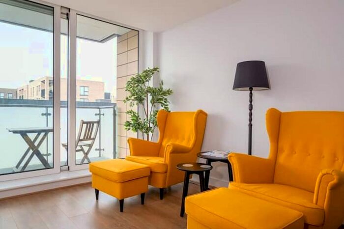 1 Bedroom Flat To Rent In Gallions Road, London, E16