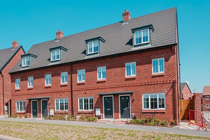 3 Bedroom Terraced House To Rent In Fairham, Nottingham, NG11