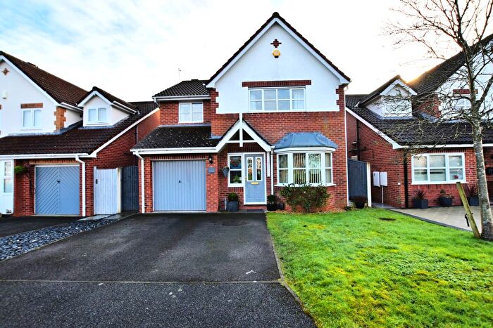 4 Bedroom Detached House For Sale In York Close, Llwyn Onn Park, Wrexham, LL13