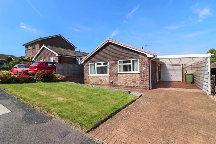 2 Bedroom Bungalow For Sale In Pennywell Drive, Holymoorside, Chesterfield, S42