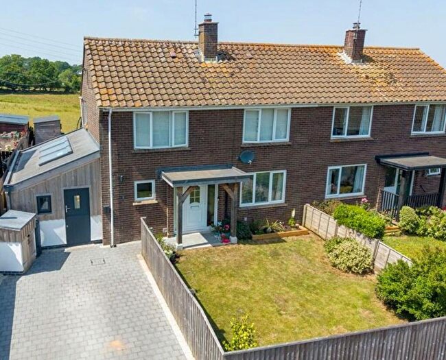 3 Bedroom Semi Detached House For Sale In Glebelands, Cheriton Bishop, EX6