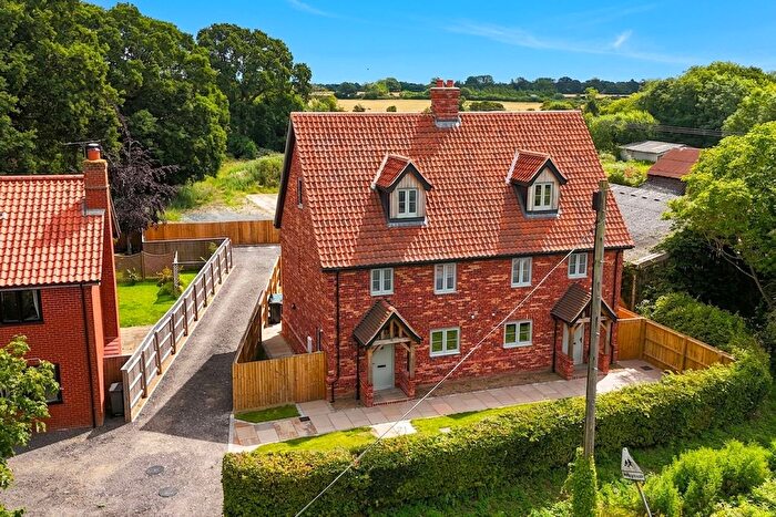 4 Bedroom Semi-Detached House For Sale In Queen Street, Stradbroke, Eye, IP21