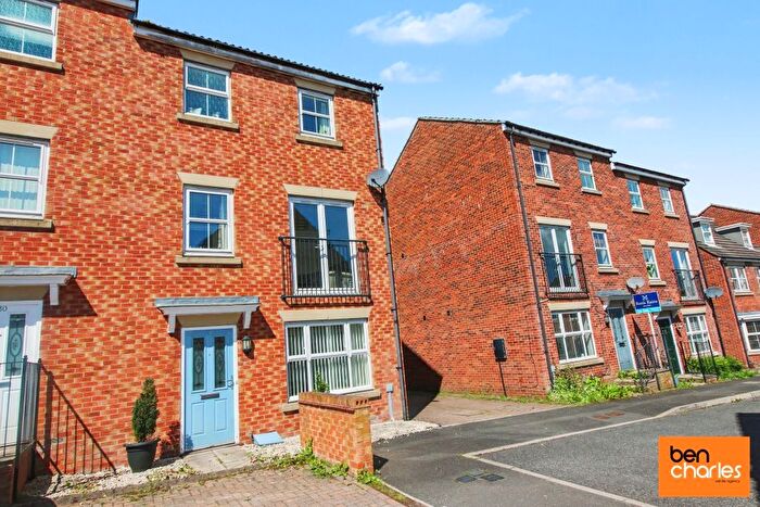 3 Bedroom Semi-Detached House For Sale In Murray Park, Stanley, Durham, DH9