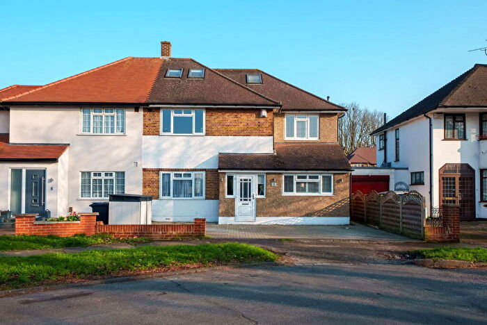 6 Bedroom Semi Detached House For Sale In Timbercroft, Ewell, KT19