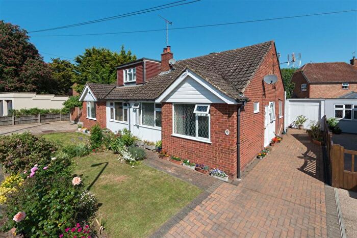 2 Bedroom Bungalow For Sale In Brooklands Close, Fordwich, CT2