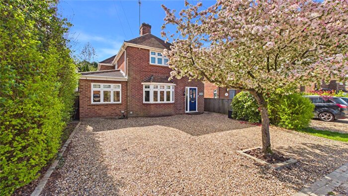 4 Bedroom Detached House For Sale In Chobham, Surrey, GU24