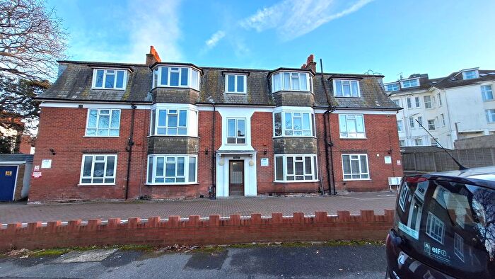 3 Bedroom Flat To Rent In Exeter Park Road, Bournemouth, BH2