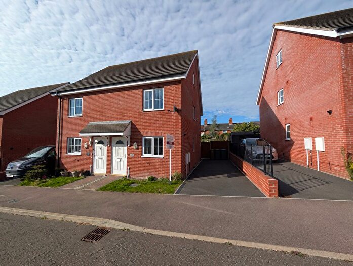 3 Bedroom Semi-Detached House To Rent In Valley Gardens, Leiston, IP16