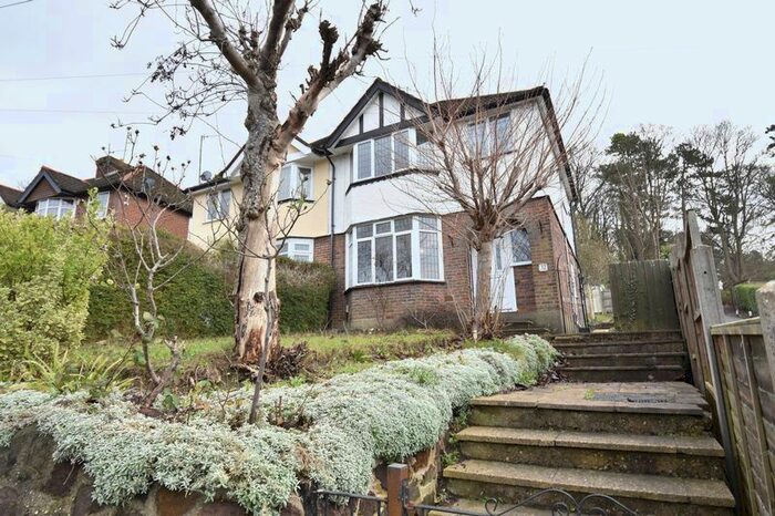 3 Bedroom Semi-Detached House To Rent In Wardown Crescent, Luton LU2