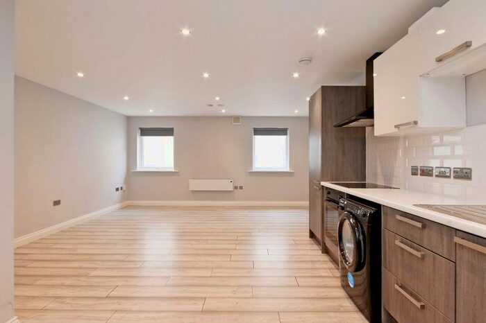 Studio To Rent In Cuthbert Bank Road, Sheffield, S6