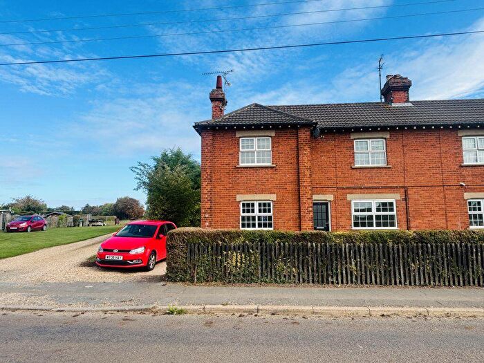 3 Bedroom House To Rent In Willington Road, Kirton, PE20