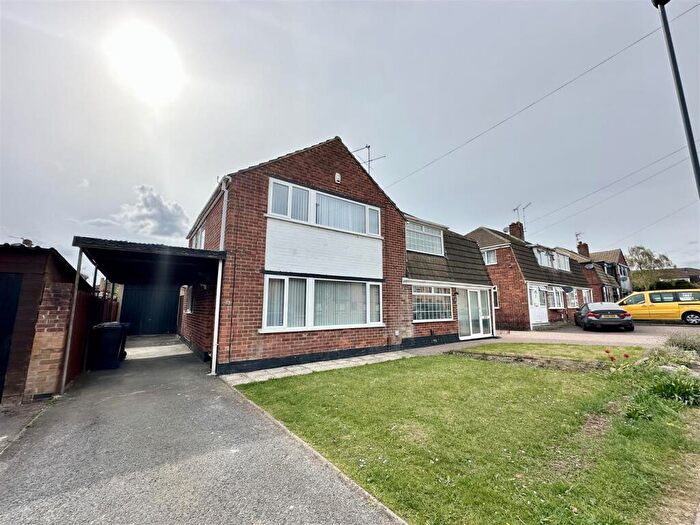 3 Bedroom Semi-Detached House To Rent In Staunton Avenue, Sunnyhill, DE23