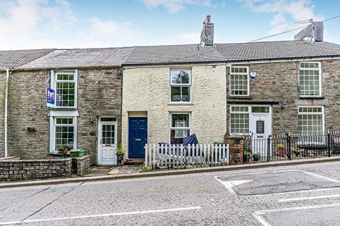 2 Bedroom Cottage For Sale In Cross Inn Road, Llantrisant, CF72